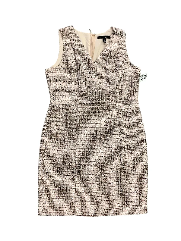 Dress Casual Short By White House Black Market In Cream, Size: 12