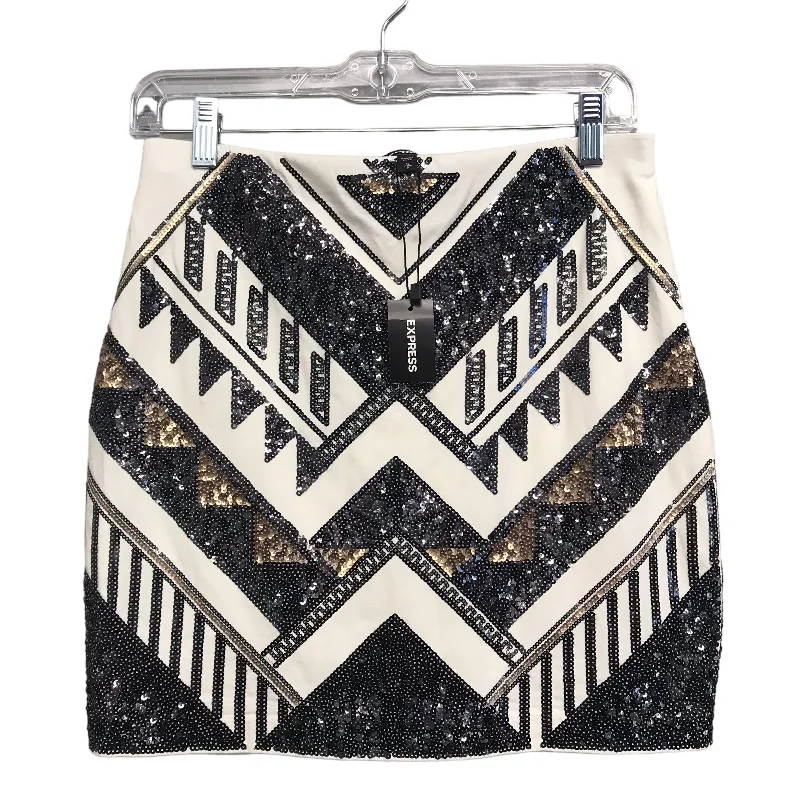 BLACK & WHITE SKIRT MINI & SHORT by EXPRESS Size:4