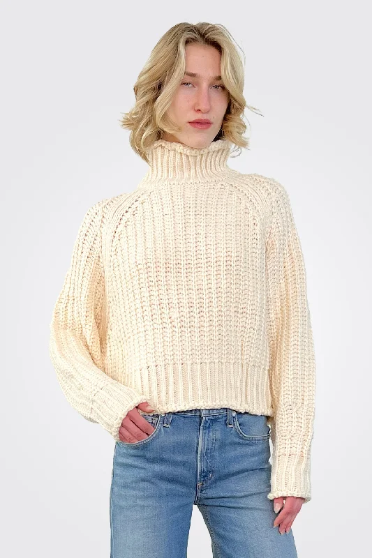 Turtleneck Knitted Sweater - Cream